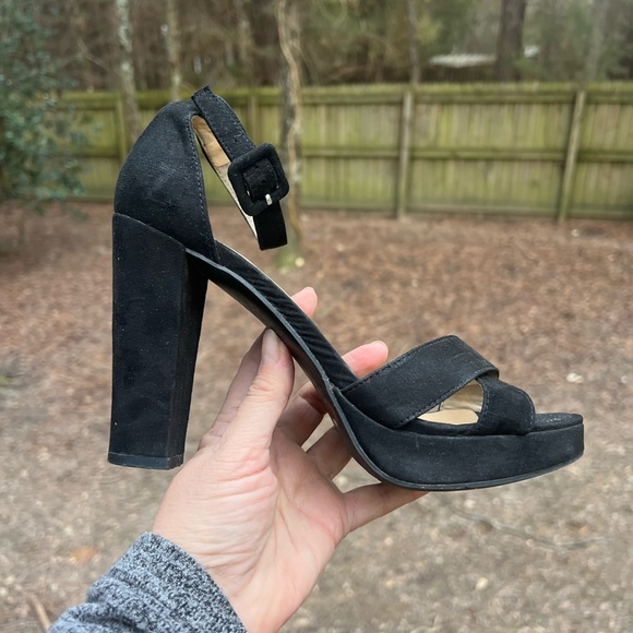 CHINESE LAUNDRY Chunky PLATFORM HEEL Open Toe Shoes Sz 6 1/2 - Picture 2 of 10